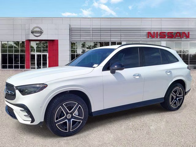 2025 White Mercedes-Benz GLC GLC 300 AWD SUV