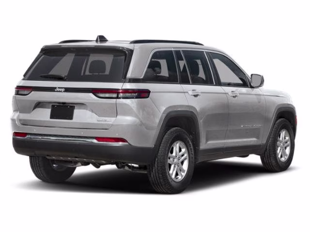 2025 Silver Zynith Jeep Grand Cherokee Laredo RWD SUV