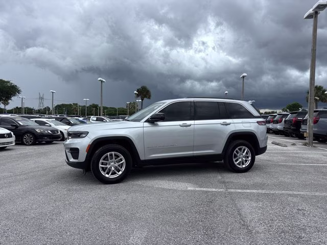 2025 Silver Zynith Jeep Grand Cherokee Laredo X RWD SUV