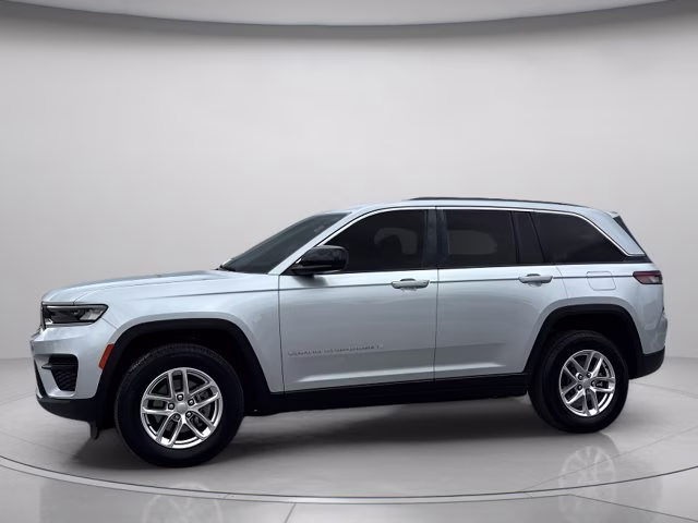 2025 Silver Zynith Jeep Grand Cherokee Laredo X RWD SUV