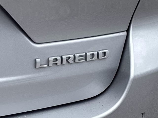 2025 Silver Zynith Jeep Grand Cherokee Laredo X RWD SUV