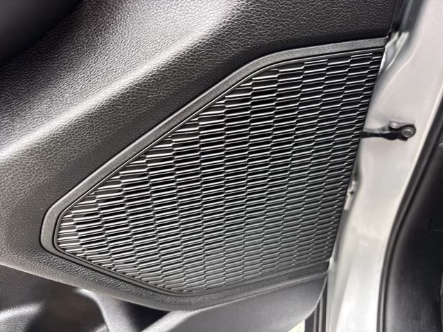 2025 Silver Zynith Jeep Grand Cherokee Laredo X RWD SUV