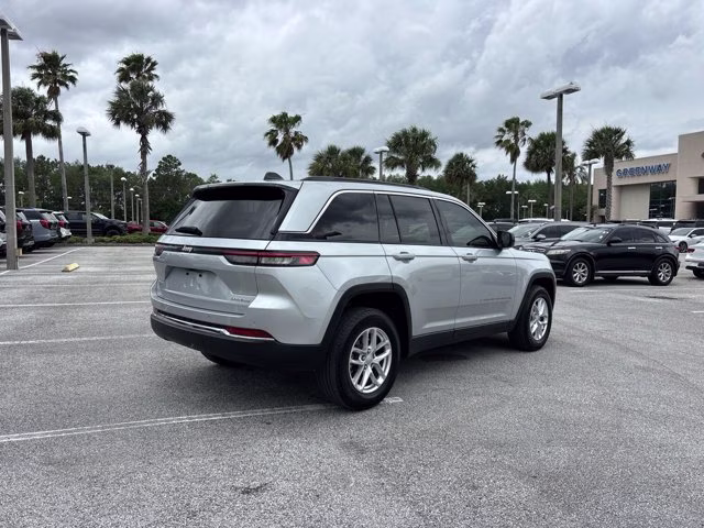 2025 Silver Zynith Jeep Grand Cherokee Laredo X RWD SUV