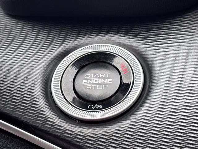 2025 Silver Zynith Jeep Grand Cherokee Laredo X RWD SUV