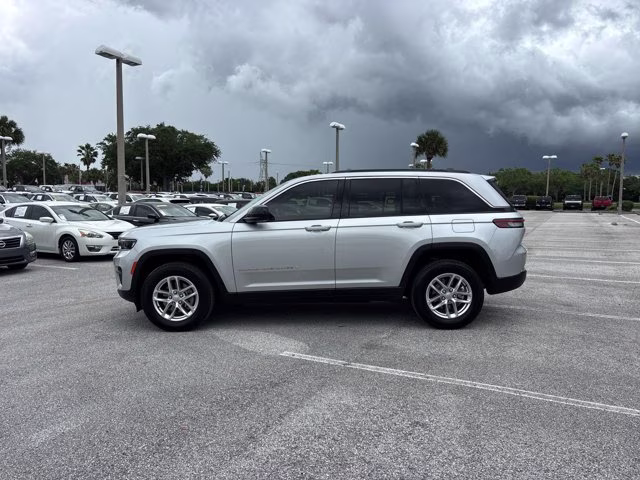 2025 Silver Zynith Jeep Grand Cherokee Laredo X RWD SUV