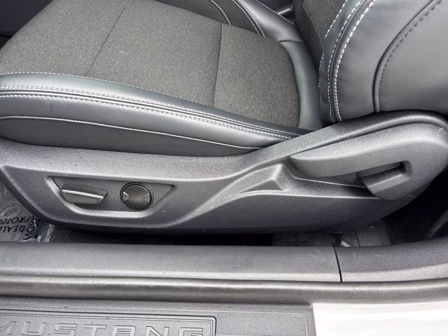 2024 Oxford White Ford Mustang EcoBoost RWD Coupe