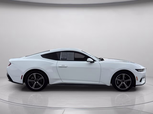 2024 Oxford White Ford Mustang EcoBoost RWD Coupe