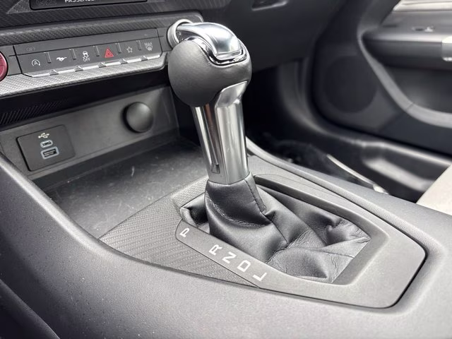 2024 Oxford White Ford Mustang EcoBoost RWD Coupe