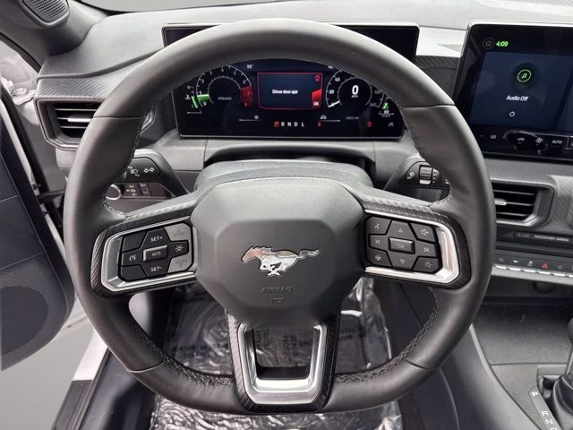2024 Oxford White Ford Mustang EcoBoost RWD Coupe