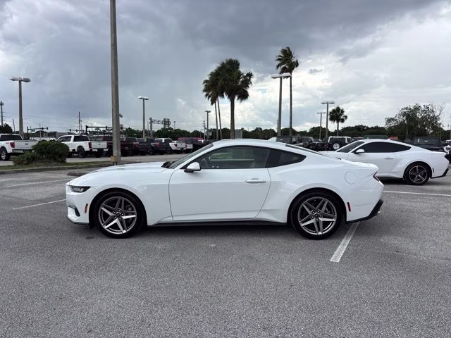 2024 Oxford White Ford Mustang EcoBoost RWD Coupe