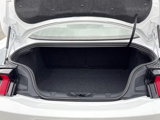 2024 Oxford White Ford Mustang EcoBoost RWD Coupe