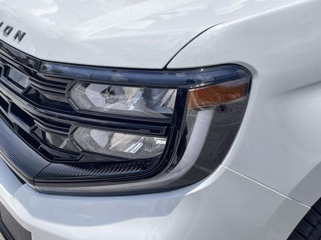 2026 Star White Metallic Tri-Coat Ford Expedition Max Platinum 4X4 SUV