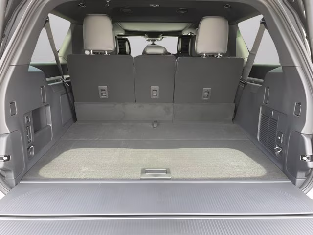 2026 Star White Metallic Tri-Coat Ford Expedition Max Platinum 4X4 SUV
