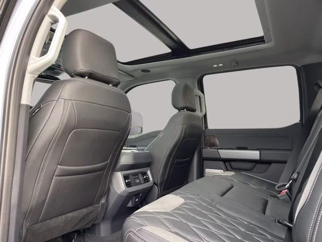 2026 Glacier Gray Metallic Tri-Coat Ford Super Duty F-250 SRW LARIAT 4X4 Truck