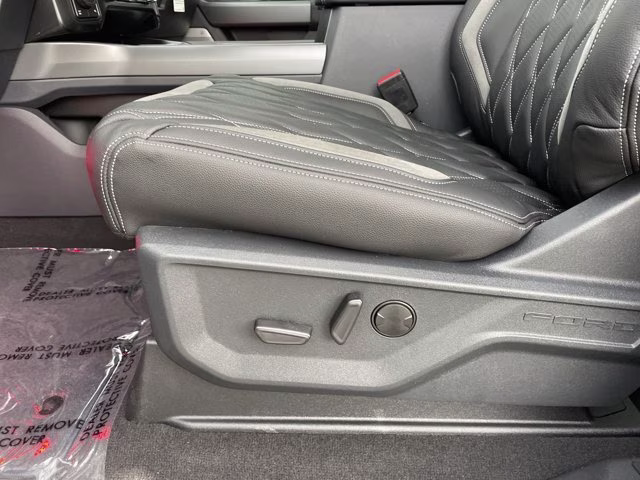 2026 Glacier Gray Metallic Tri-Coat Ford Super Duty F-250 SRW LARIAT 4X4 Truck