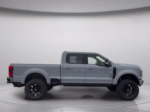 2026 Glacier Gray Metallic Tri-Coat Ford Super Duty F-250 SRW LARIAT 4X4 Truck