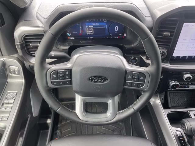 2026 Agate Black Metallic Ford F-150 LARIAT 4X4 Truck