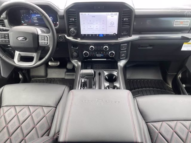 2026 Agate Black Metallic Ford F-150 LARIAT 4X4 Truck