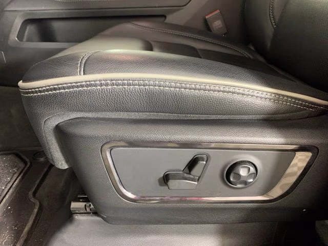 2022 Granite Crystal Metallic Clearcoat Ram 1500 Limited 4X4 Truck