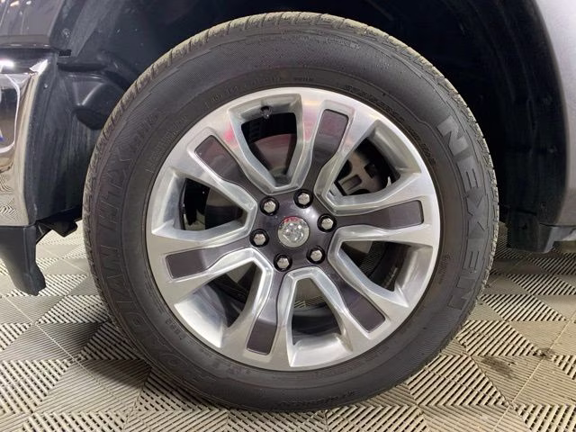 2022 Granite Crystal Metallic Clearcoat Ram 1500 Limited 4X4 Truck