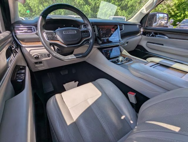 2023 Diamond Black Crystal Pearlcoat Jeep Grand Wagoneer Series II 4X4 SUV