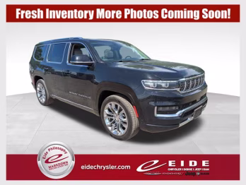 2023 Diamond Black Crystal Pearlcoat Jeep Grand Wagoneer Series II 4X4 SUV