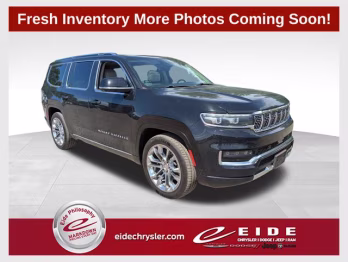 2023 Diamond Black Crystal Pearlcoat Jeep Grand Wagoneer Series II 4X4 SUV