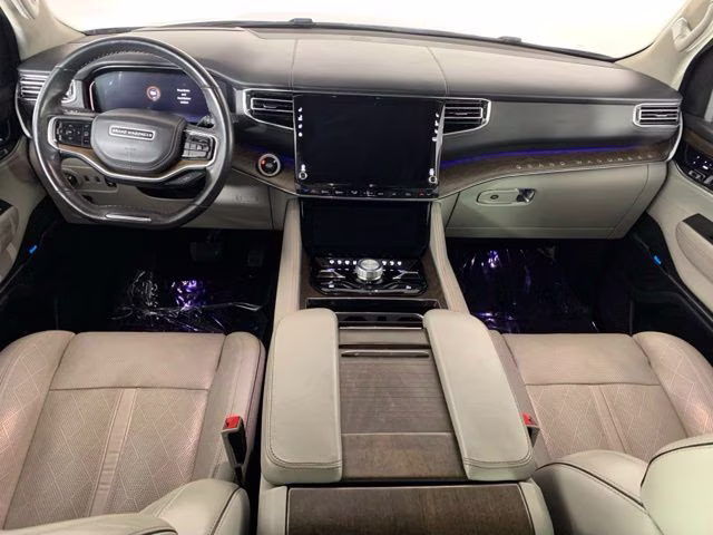 2023 Diamond Black Crystal Pearlcoat Jeep Grand Wagoneer Series II 4X4 SUV