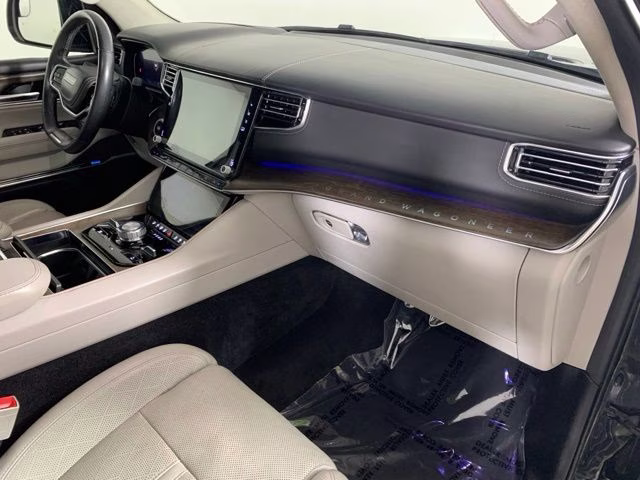 2023 Diamond Black Crystal Pearlcoat Jeep Grand Wagoneer Series II 4X4 SUV