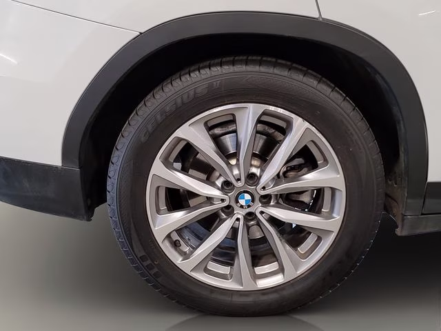 2018 Alpine White BMW X3 xDrive30i AWD SUV