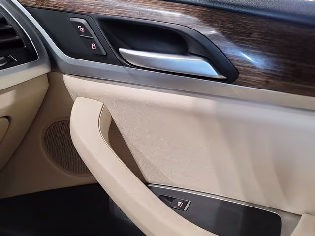 2018 Alpine White BMW X3 xDrive30i AWD SUV
