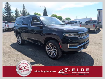 2023 Diamond Black Crystal Pearlcoat Jeep Grand Wagoneer Series II 4X4 SUV
