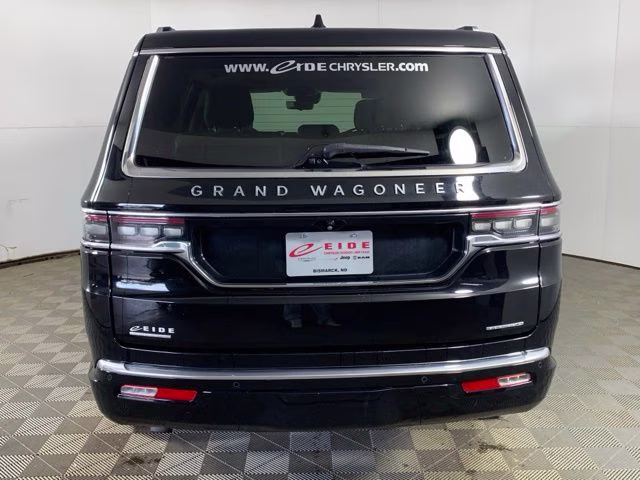 2023 Diamond Black Crystal Pearlcoat Jeep Grand Wagoneer Series II 4X4 SUV