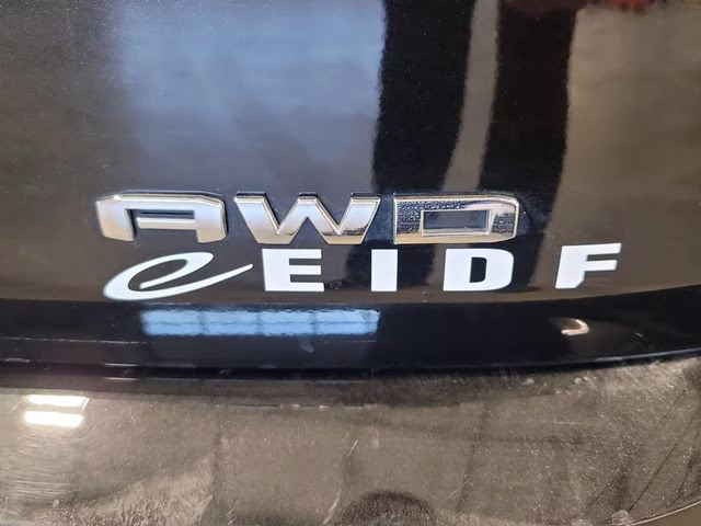 2024 Ebony Twilight Metallic GMC Terrain SLT AWD SUV
