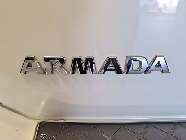 2015 Pearl White Nissan Armada Platinum 4X4 SUV
