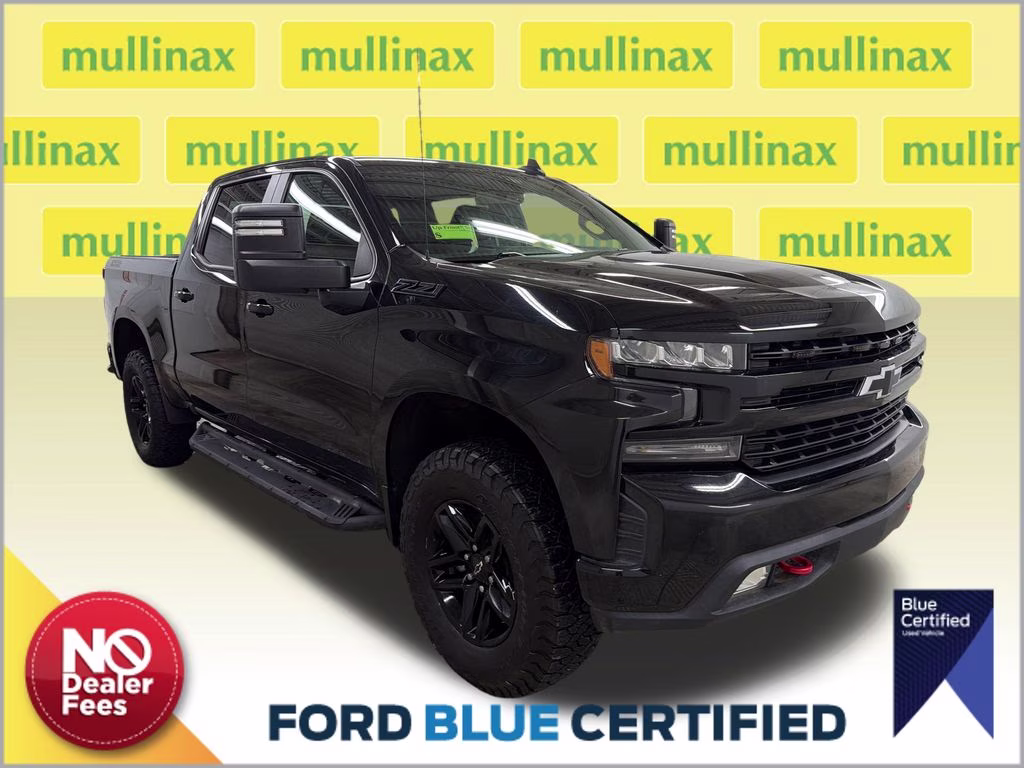 2021 Black Chevrolet Silverado 1500 LT Trail Boss 4X4 Truck