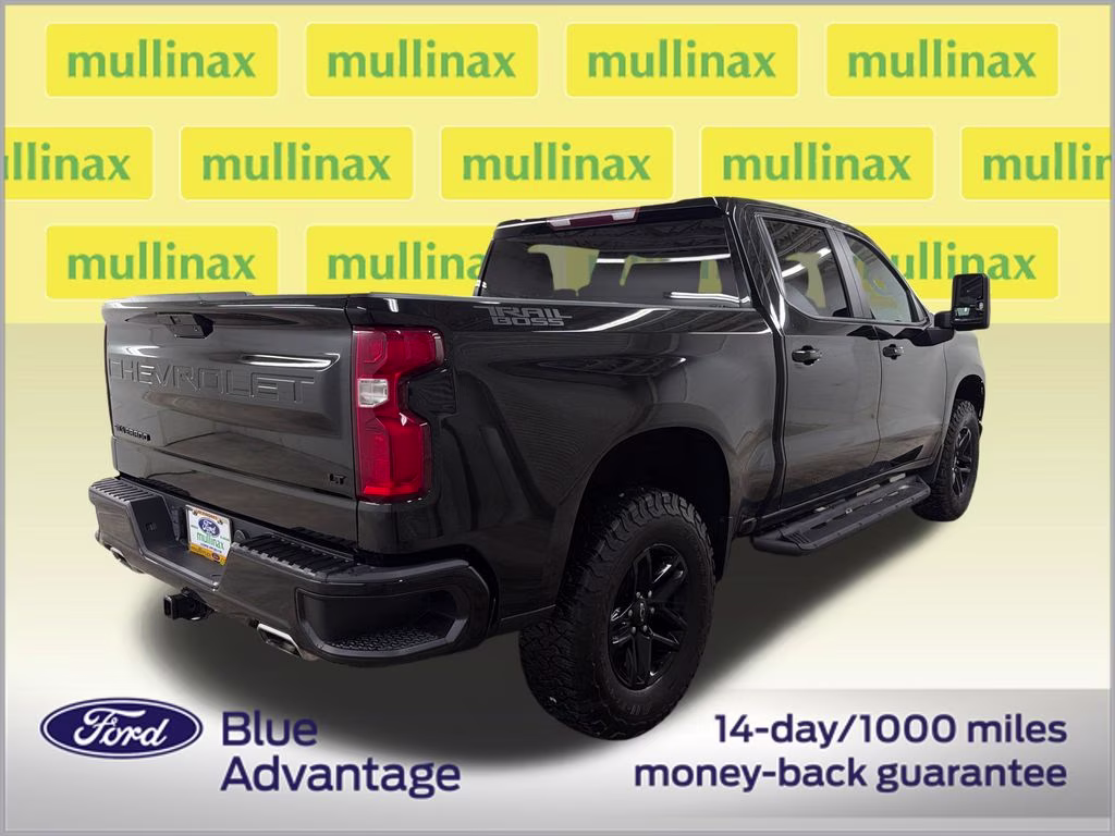 2021 Black Chevrolet Silverado 1500 LT Trail Boss 4X4 Truck
