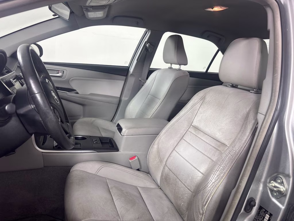 2017 Celestial Silver Metallic Toyota Camry XLE FWD Sedan