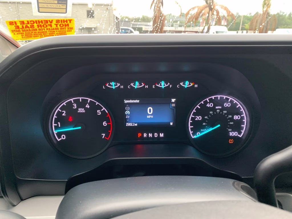 2025 Oxford White Ford Super Duty F-250 SRW XL 4X4 Truck