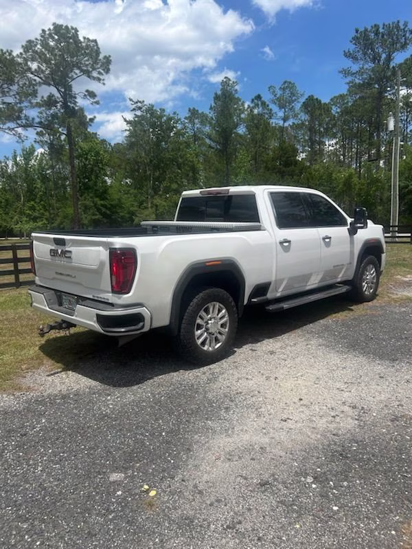 2020 White Frost GMC Sierra 2500HD Denali 4X4 Truck