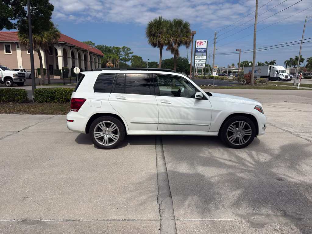 2013 Polar White Mercedes-Benz GLK 250 BlueTEC AWD SUV