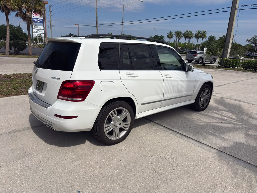 2013 Polar White Mercedes-Benz GLK 250 BlueTEC AWD SUV