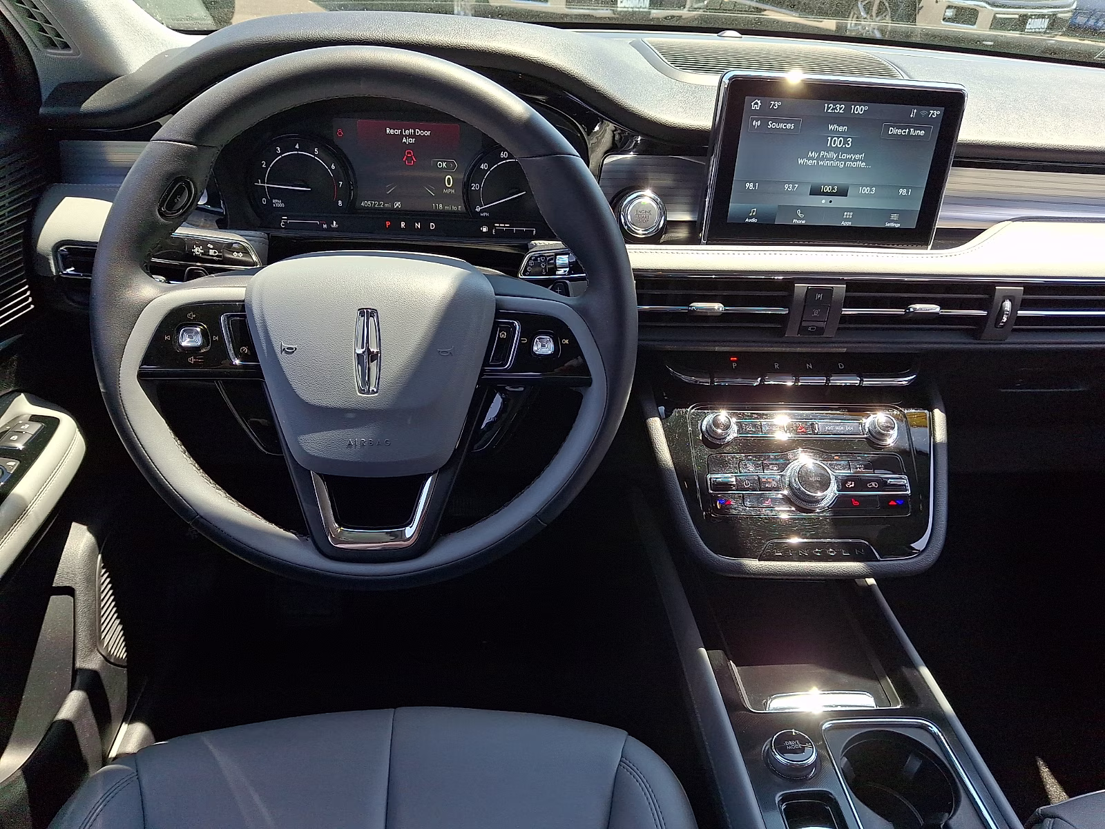 2022 Pristine White Metallic Tri-Coat - AZ Lincoln Corsair Standard FWD