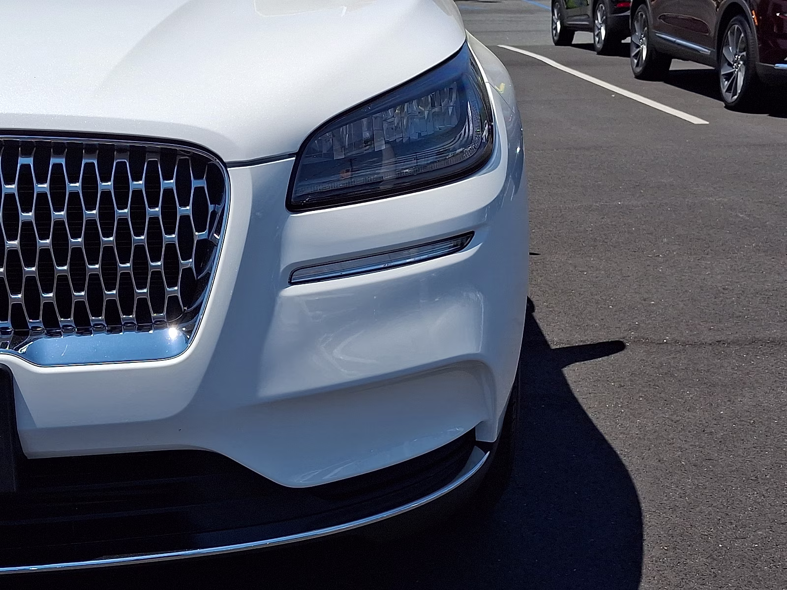 2022 Pristine White Metallic Tri-Coat - AZ Lincoln Corsair Standard FWD