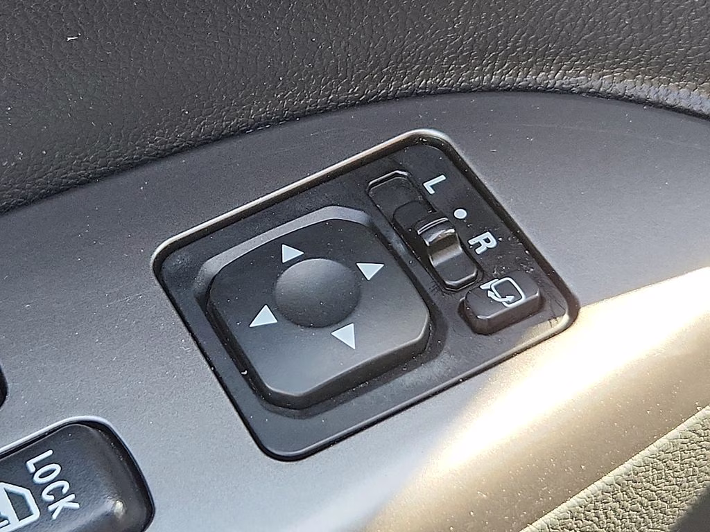 2024 Alloy Silver Metallic Mitsubishi Outlander Sport 2.0 SE 4X4 SUV