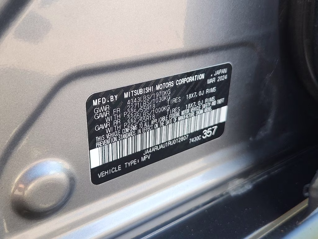 2024 Alloy Silver Metallic Mitsubishi Outlander Sport 2.0 SE 4X4 SUV
