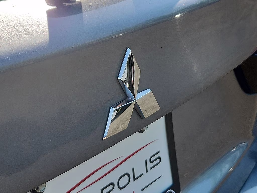 2024 Alloy Silver Metallic Mitsubishi Outlander Sport 2.0 SE 4X4 SUV