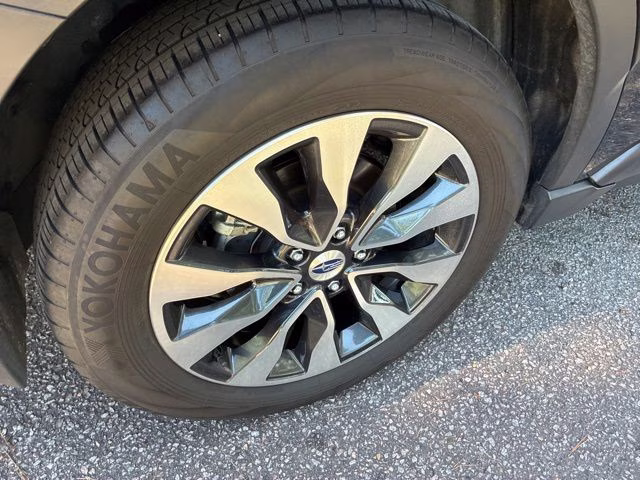 2024 Crystal Black Silica Subaru Outback Touring XT AWD SUV