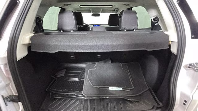 2020 White Ford EcoSport SE FWD SUV