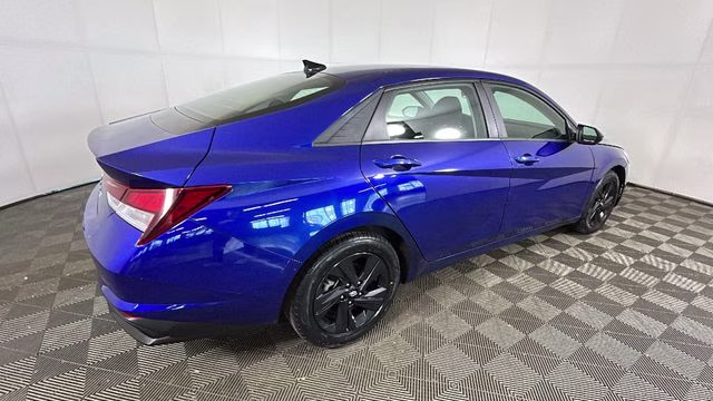 2023 Intense Blue Hyundai Elantra SEL FWD Sedan